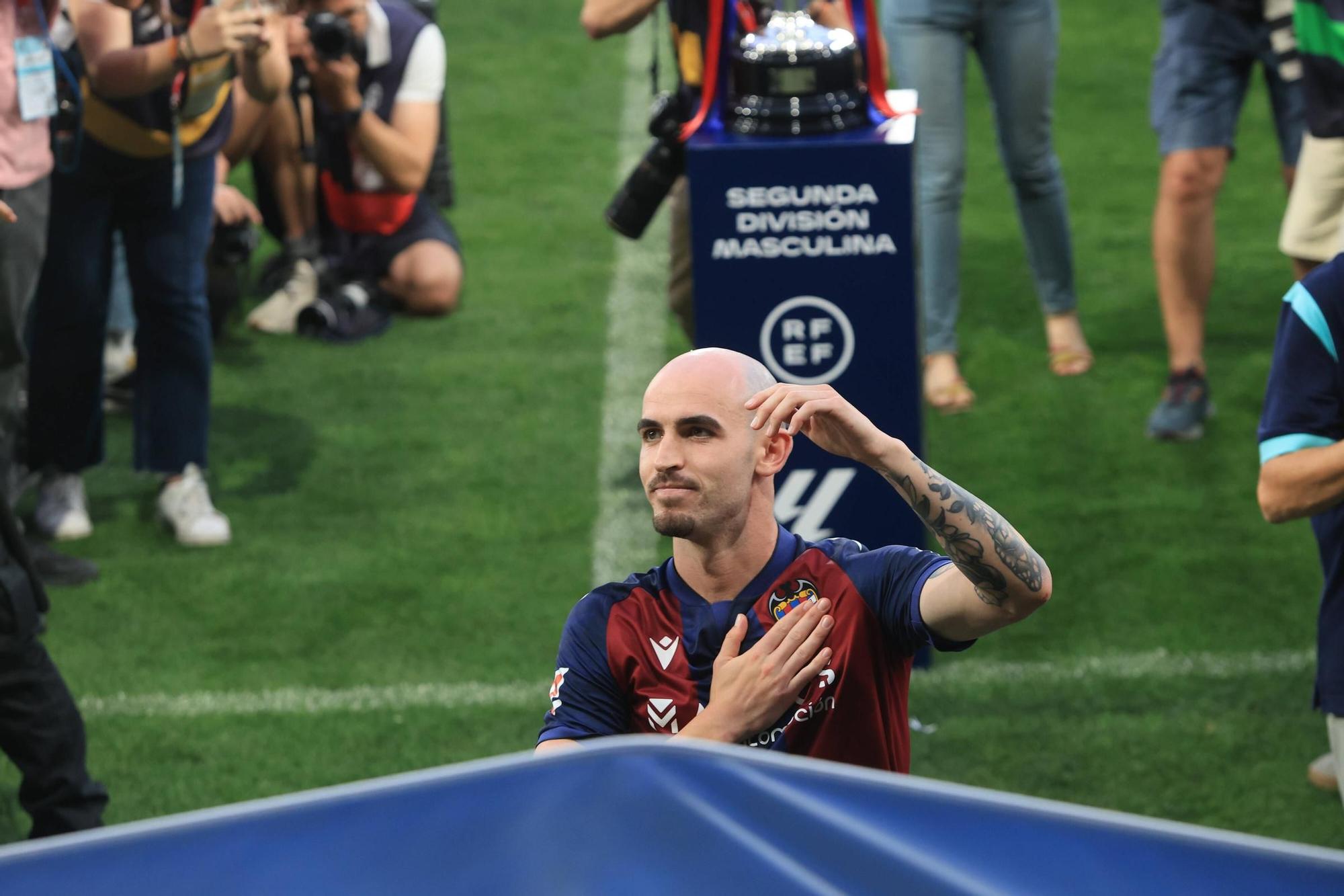 Las mejores imágenes de la celebración del Levante en el Ciutat