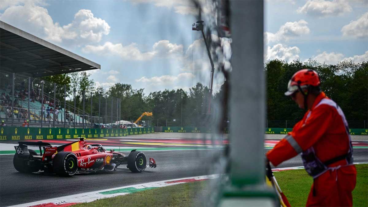 Sainz, en acción durante los primeros libres en Monza