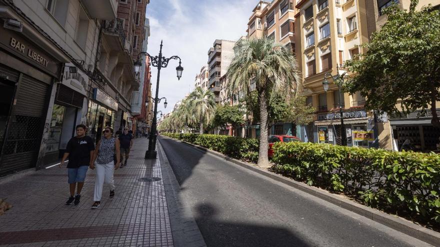 Nuevos vecinos, tiendas de siempre: la avenida Conde Aranda recupera su vigor comercial