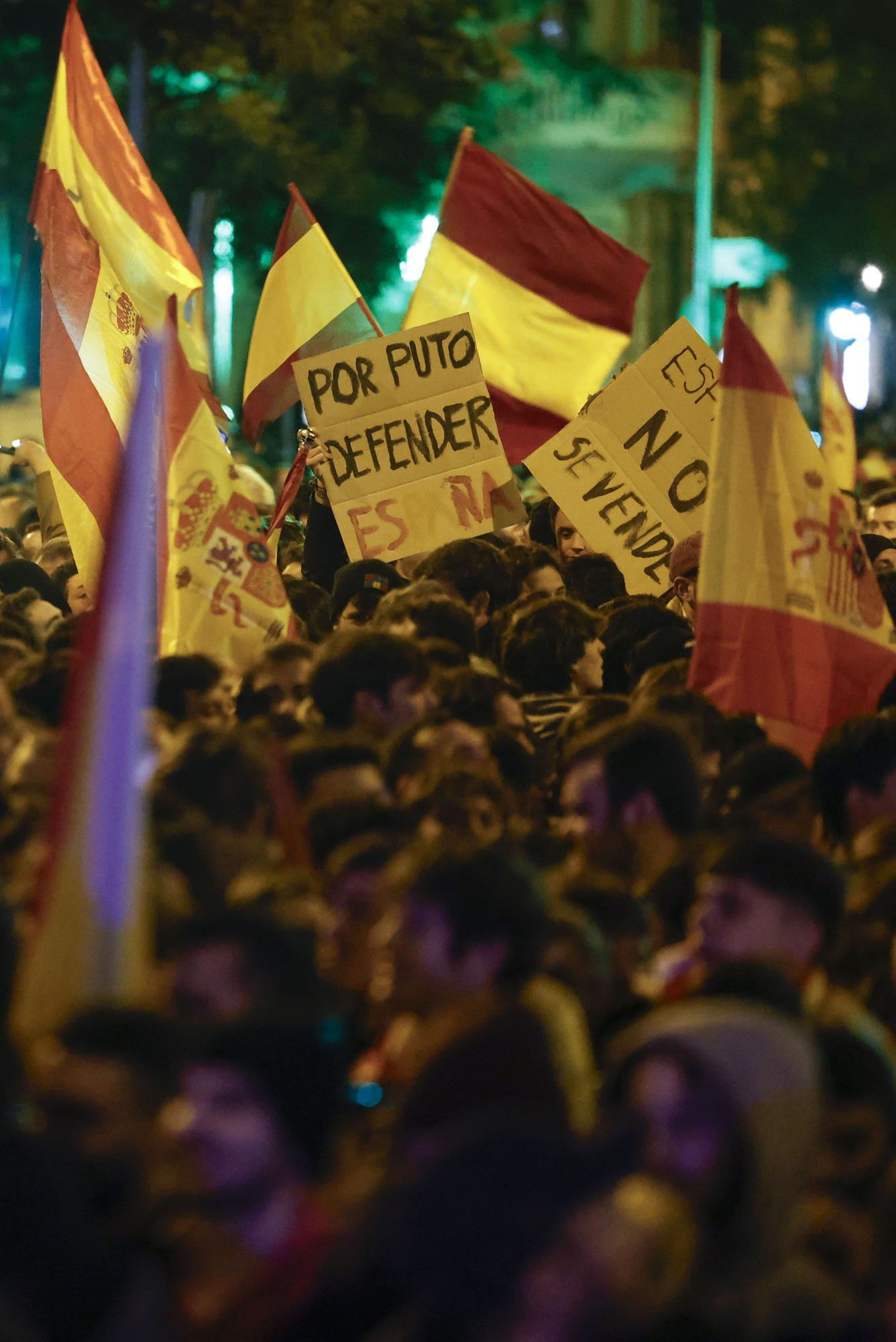 Nueva manifestación contra la amnistía frente a la sede del PSOE en Madrid