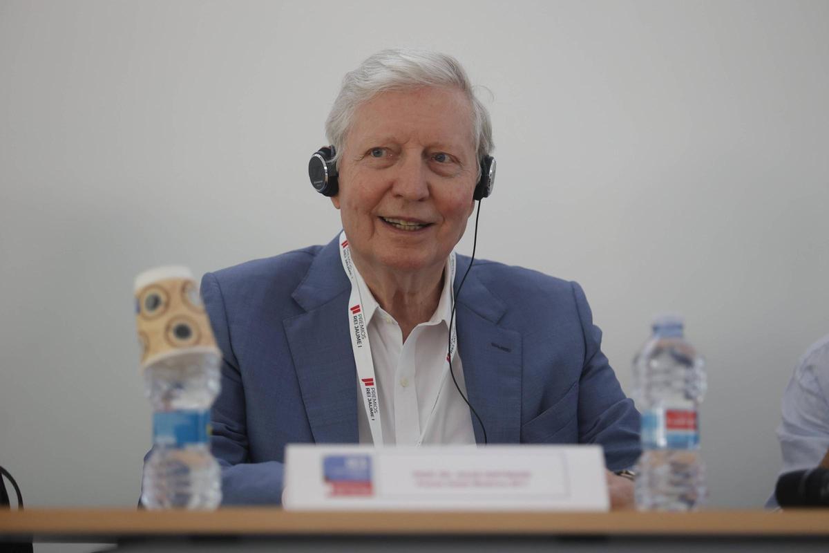 El premio Nobel de medicina de 2011, Jules Hoffmann en Benetússer