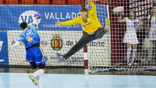 El portero Emil Nielsen dejará el Barça en 2026