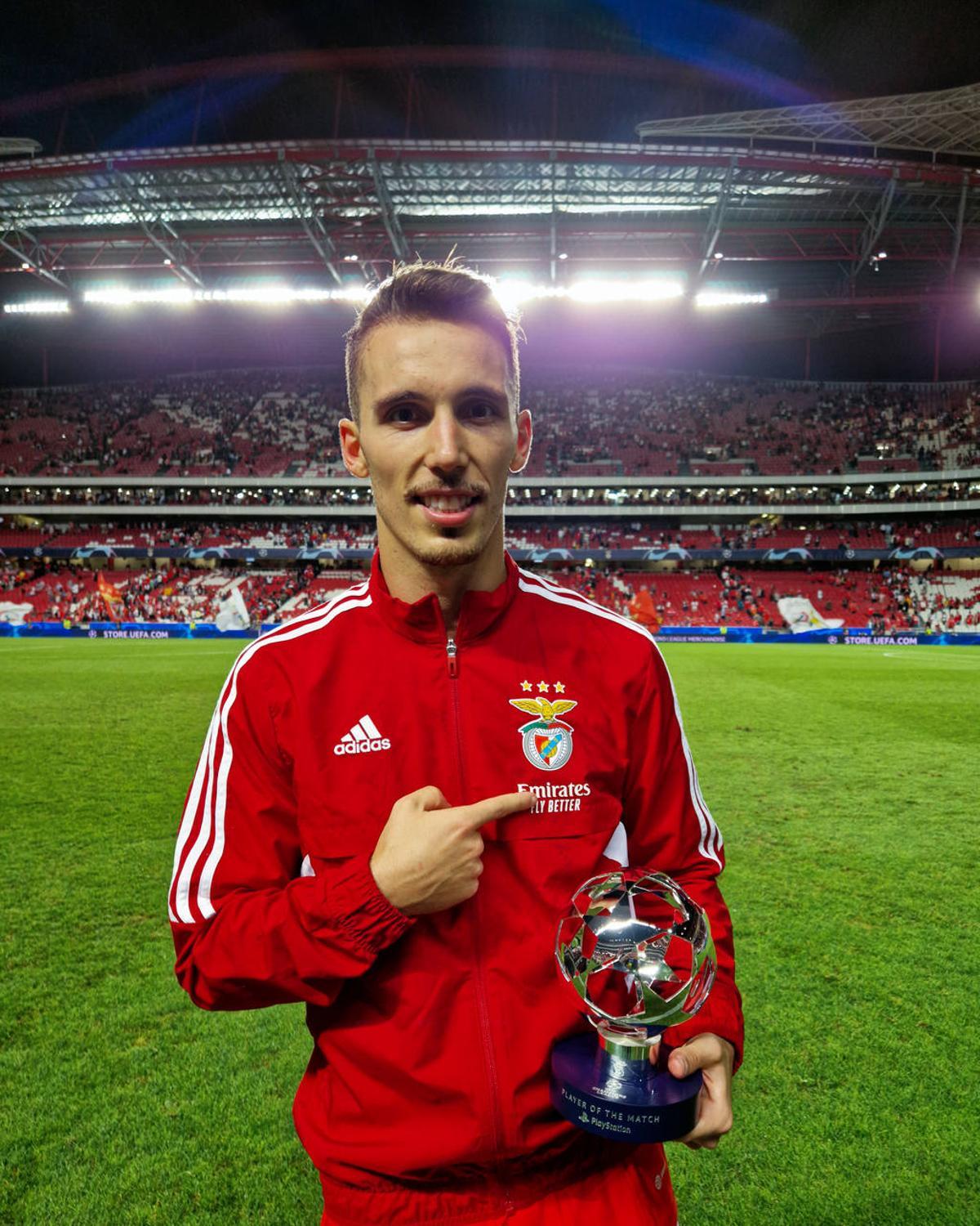 Grimaldo, con el Benfica