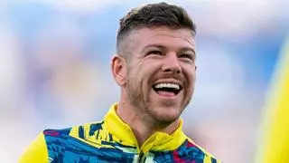 Alberto Moreno: "Siempre estoy alegre, hay cosas peores que las lesiones"