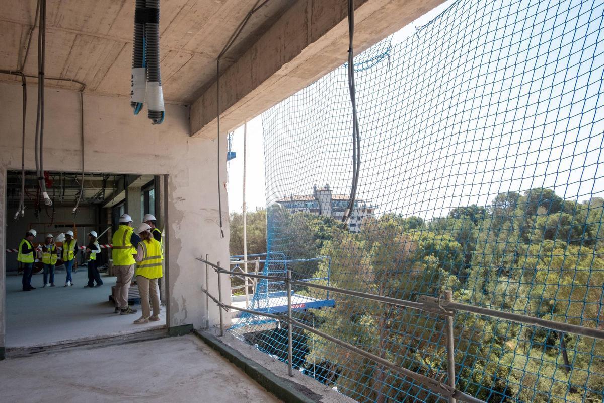 Las fotos del nuevo Hospital de Son Dureta: Visita al futuro centro sanitario de Mallorca en la última fase de su construcción Las fotos del nuevo Hospital de Son Dureta: Visita al futuro centro sanitario de Mallorca en la última fase de su construcción
