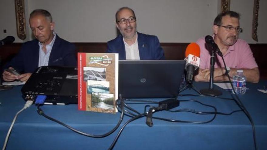 Presentación del último número de la revista.