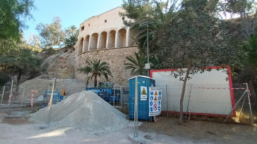 Comienzan las obras para estabilizar la ladera del Molí del Real en Elche