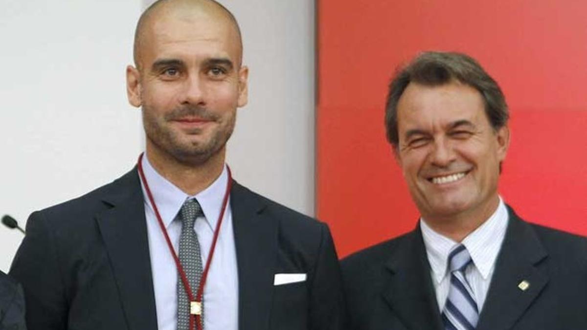 Josep Guardiola, entrenador del Bayern Múnich, y Artur Mas, presidente de la Generalitat de Catalunya 