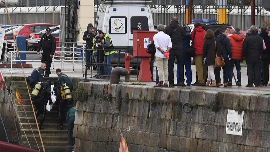 El informe del forense apunta que el joven de A Coruña cayó al mar por accidente