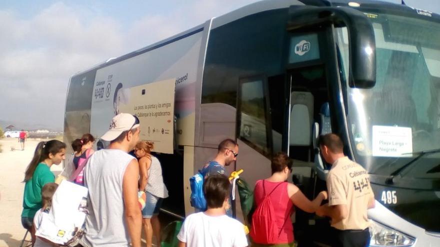 468.000 euros para abaratar el autobús entre el Valle de Ricote y las playas