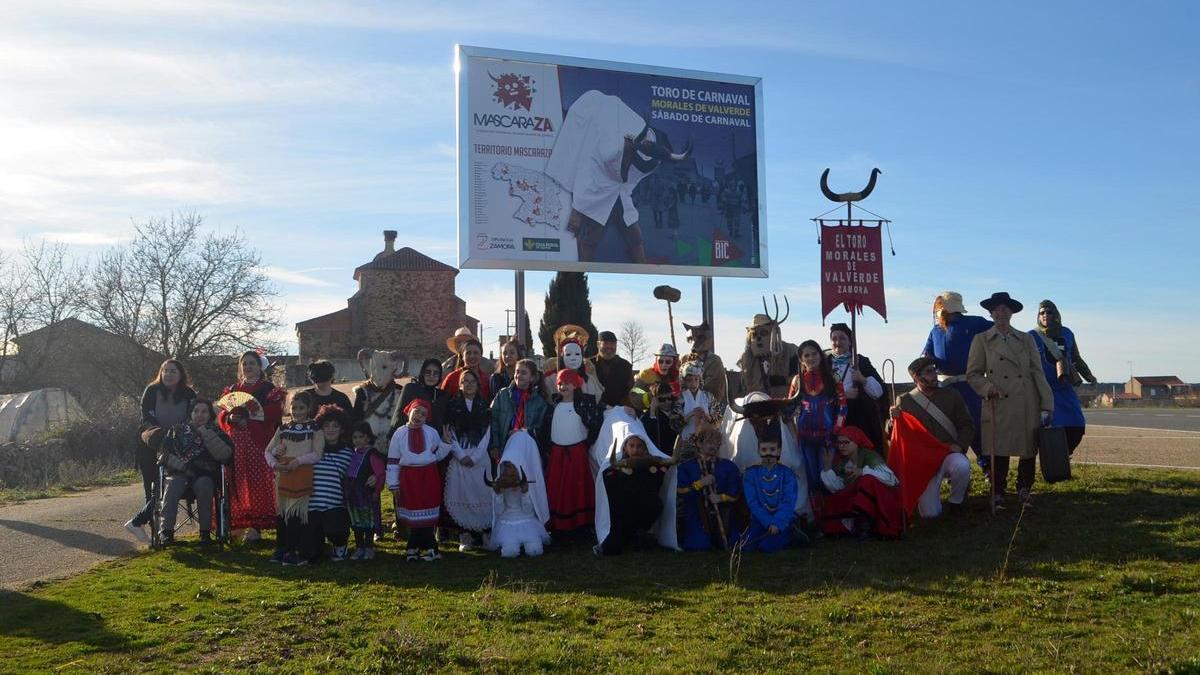 TORO DE CARNAVAL MORALES DE VALVERDE