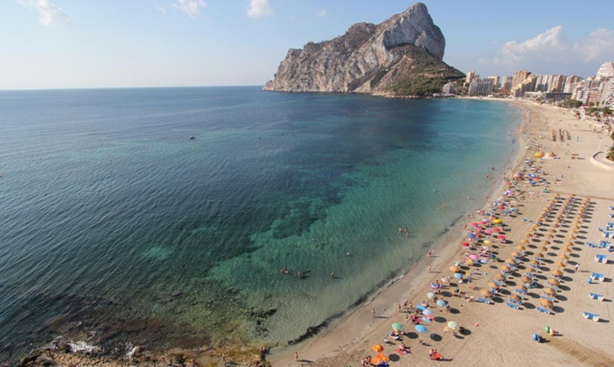 Playa de La Fossa de Calp.