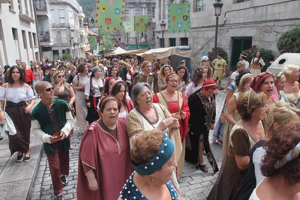 Ribadavia pone en marcha su máquina del tiempo con su Festa da Istoria.