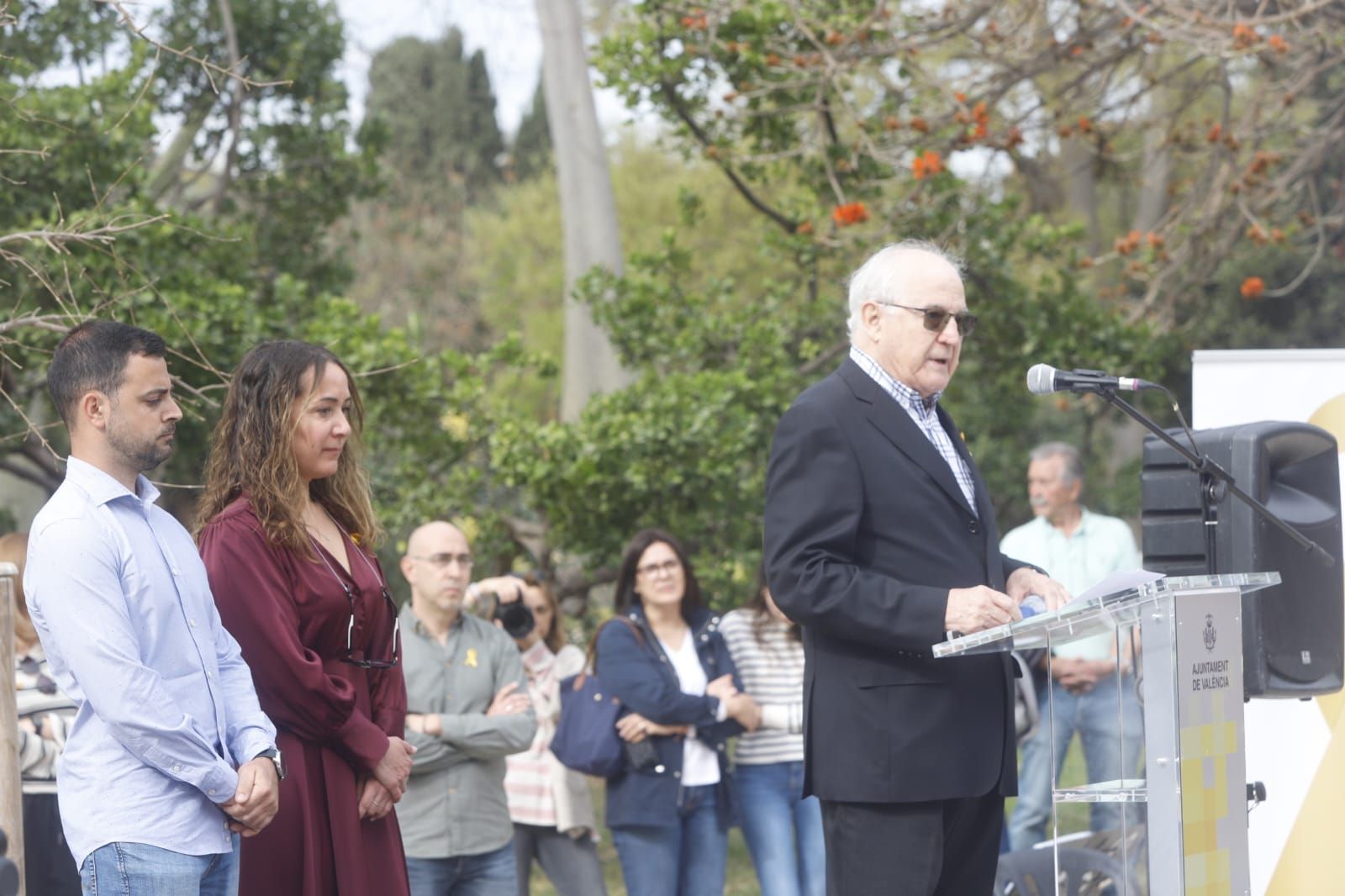 València dedica un monumento a los menores fallecidos por cáncer