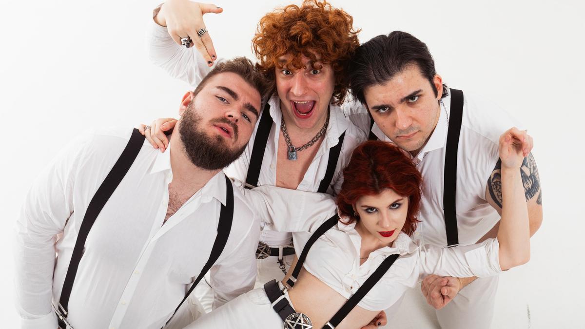 Componentes de Deaf Devils, que destilarán punk &amp; roll en ¡Al turrón!