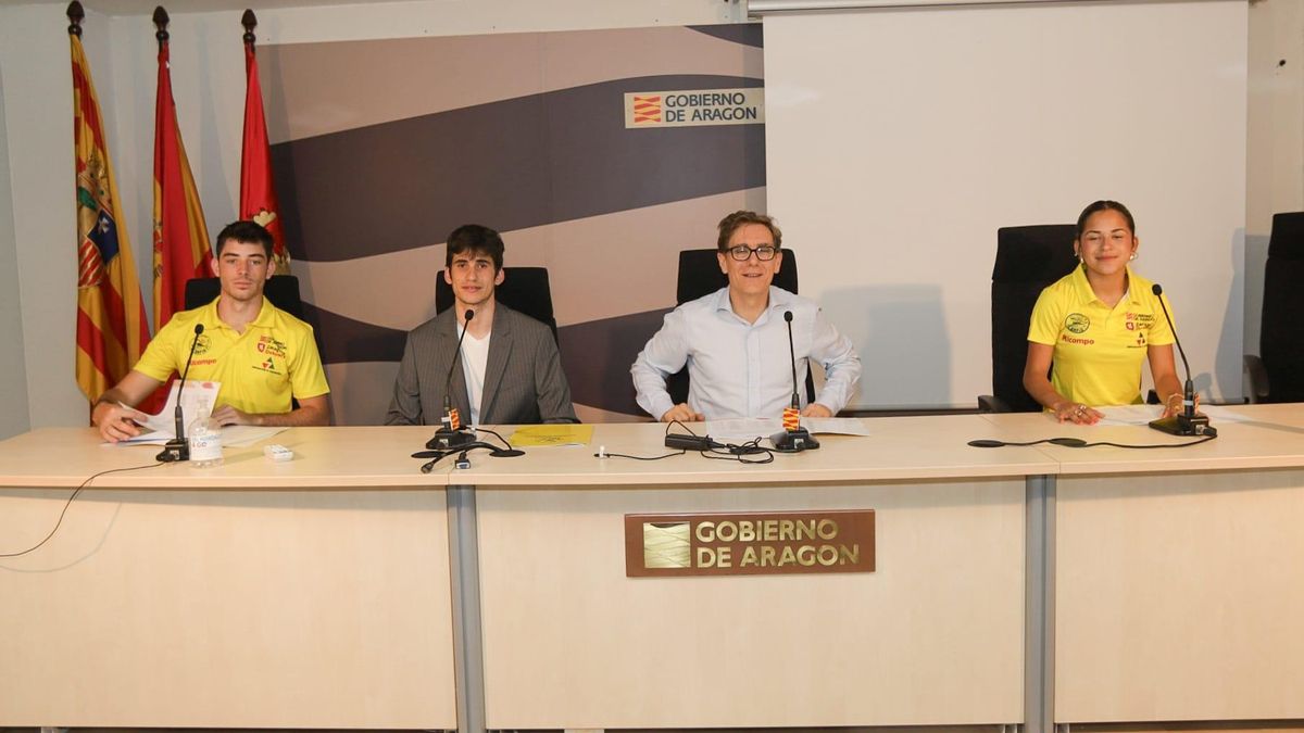 Cuello, Larrosa, Guerras y Savirón, en la presentación de este jueves.