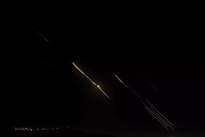 Irán lanza un ataque aéreo con misiles contra Israel