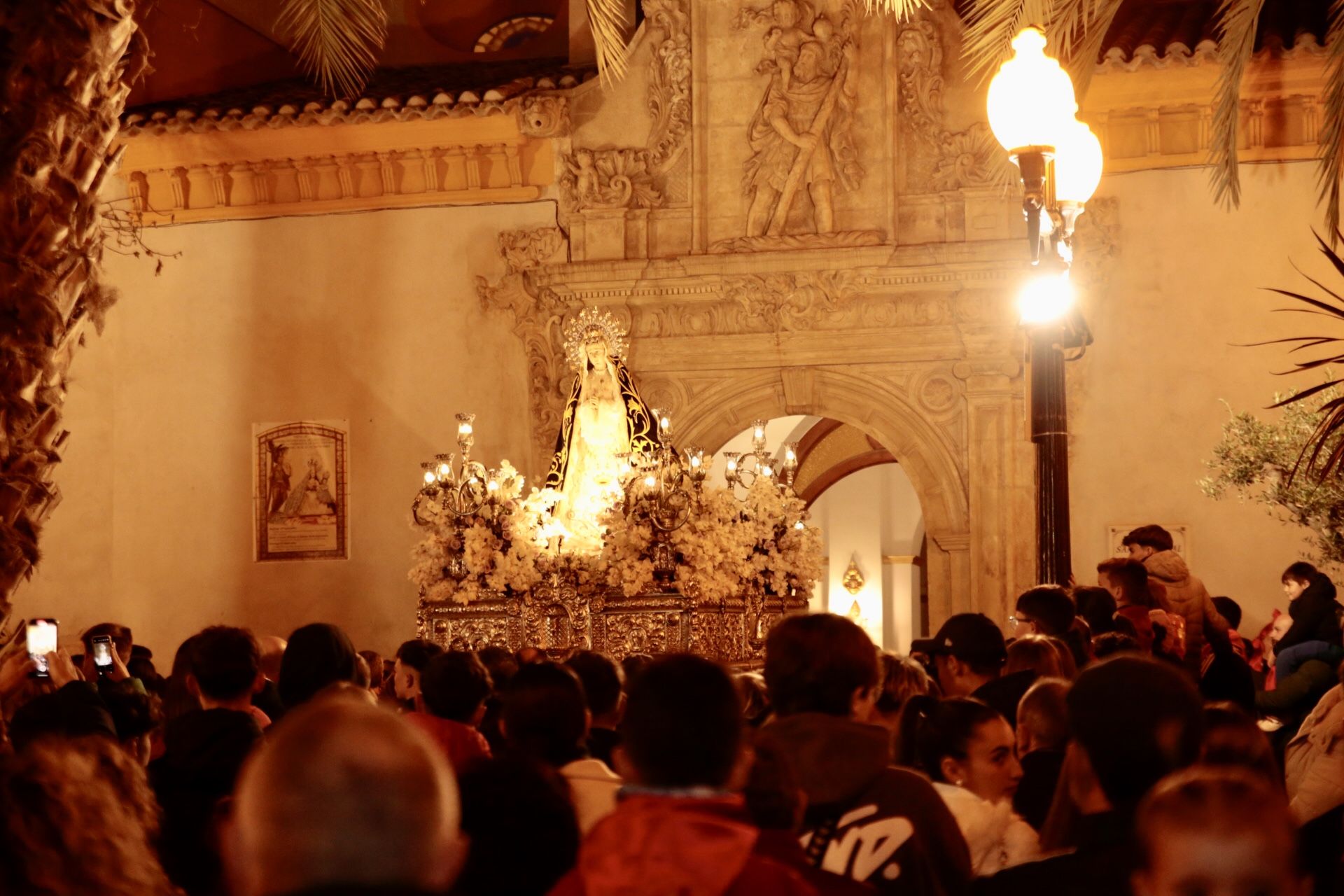 Las imágenes de la serenata a la Virgen de la Soledad en Lorca