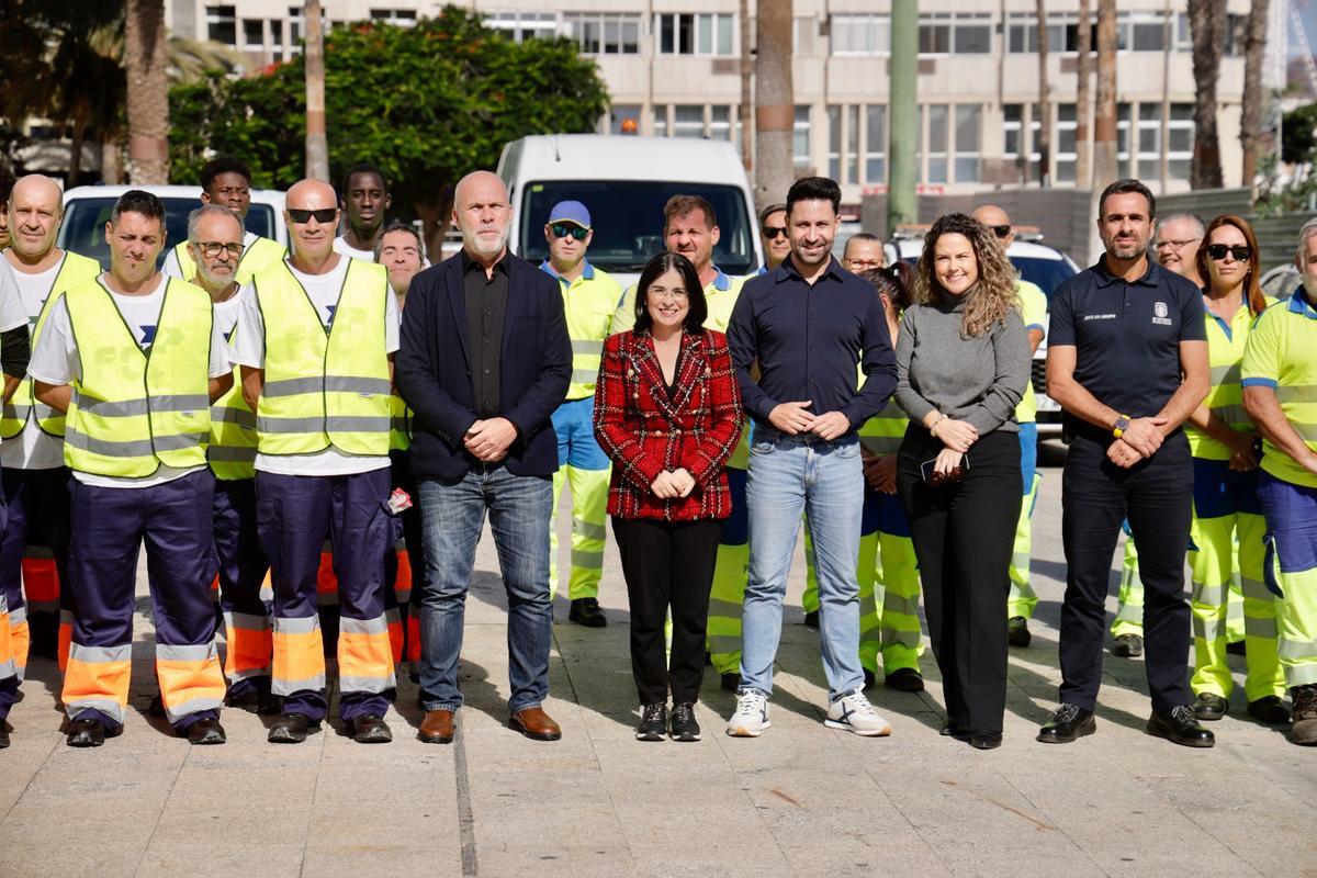 Foto de familia en el dispositivo de limpieza