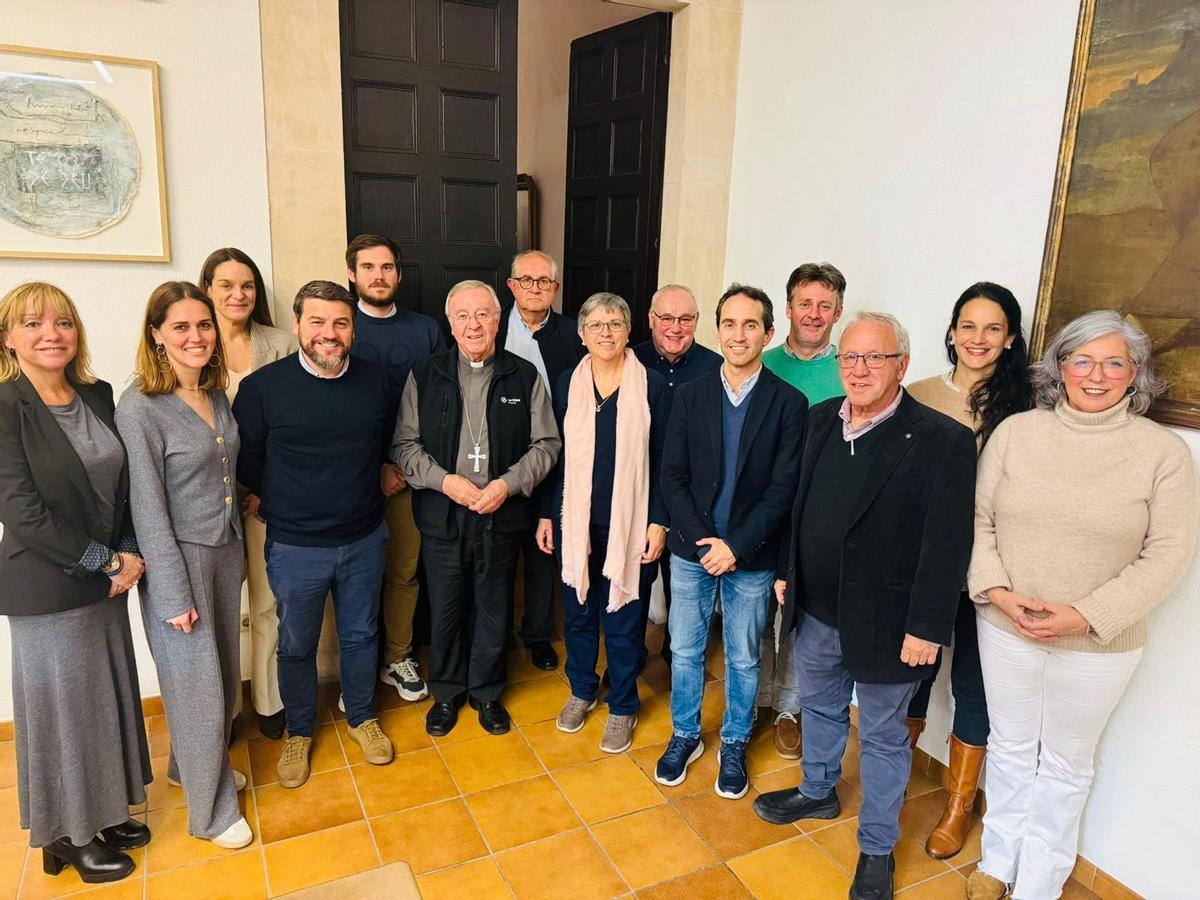 Representantes de Cort y del Obispado.