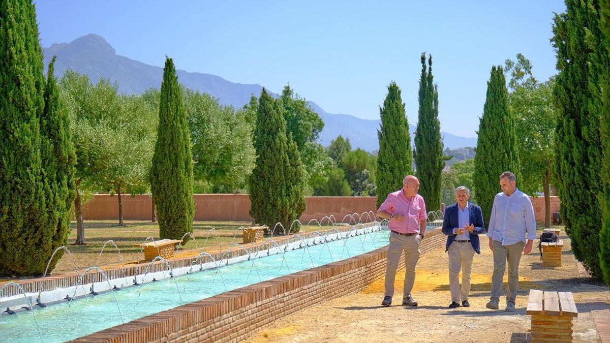 Parte del jardín árabe, una de las diferentes áreas verdes del parque de Los Tres Jardines.
