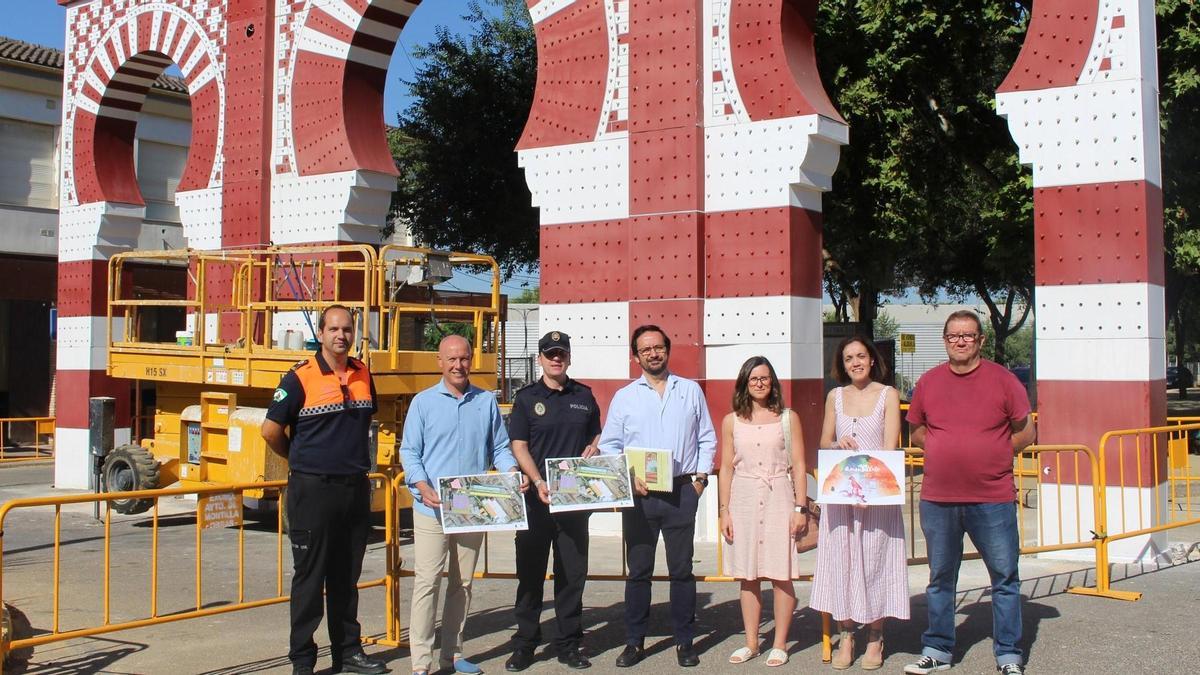 La presentación del plan de autoprotección tuvo lugar en la portada de la Feria.