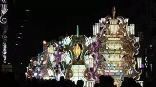 Castelló deslumbra con la ‘llum de tot un poble’ en la Encesa de Gaiates