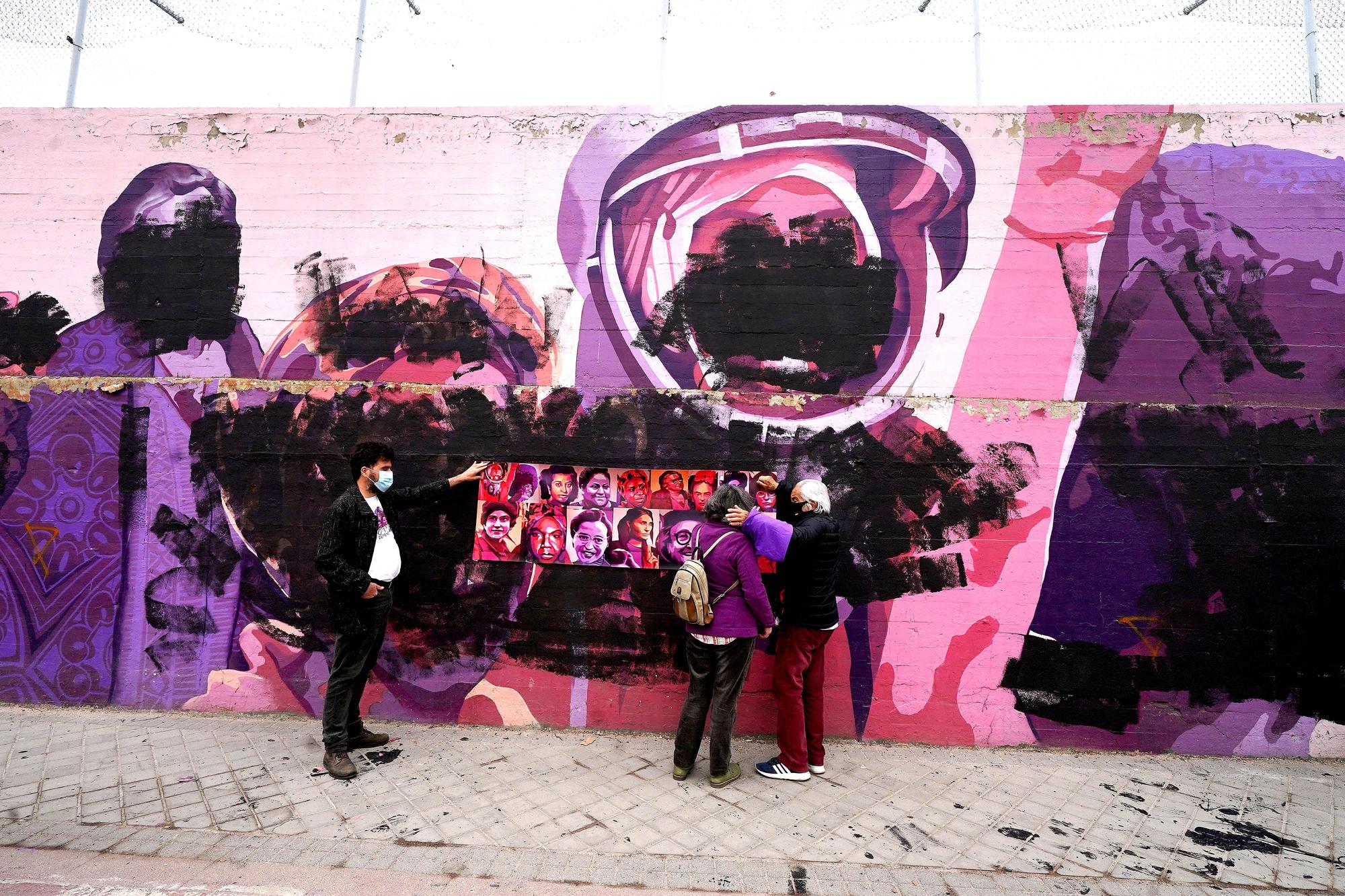 muro feminista pintado David Castro