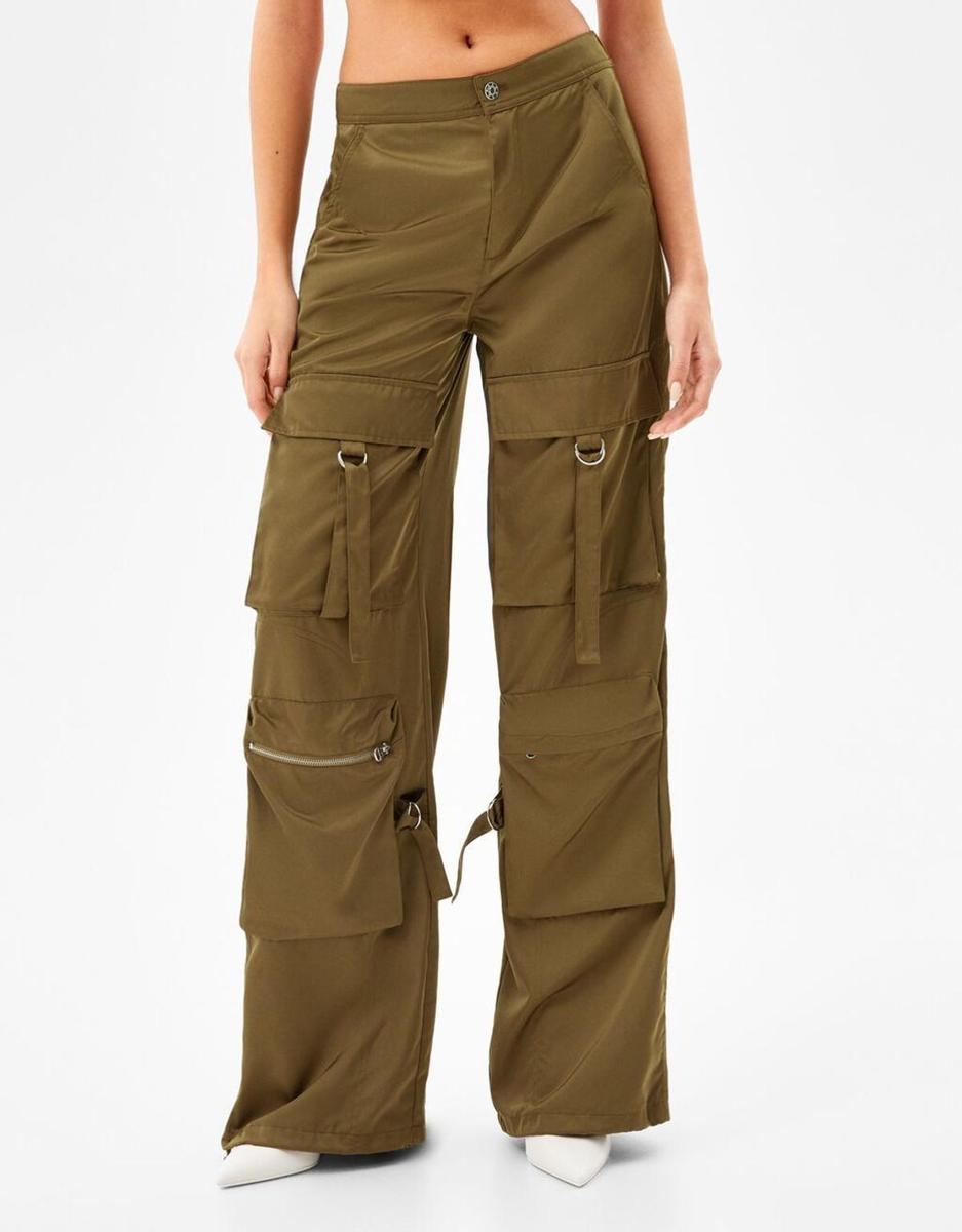 Los pantalones cargos más ideales de la temporada - Woman