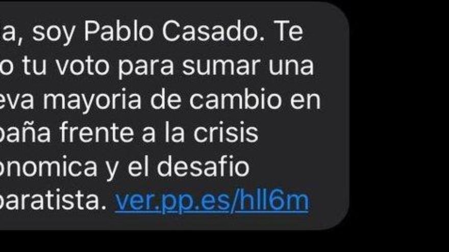 El PP pide el voto con millones de SMS: &quot;Hola, soy Pablo Casado&quot;