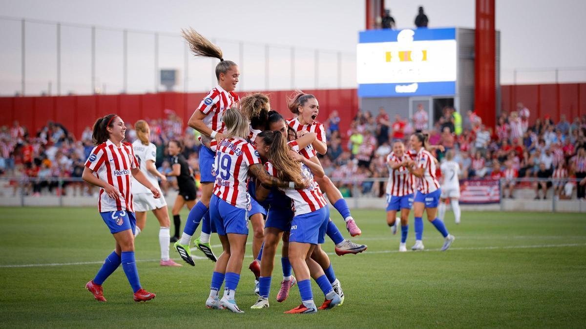 Las jugadoras del Atlético de Madrid celebran un gol en un partido de esta temporada.
