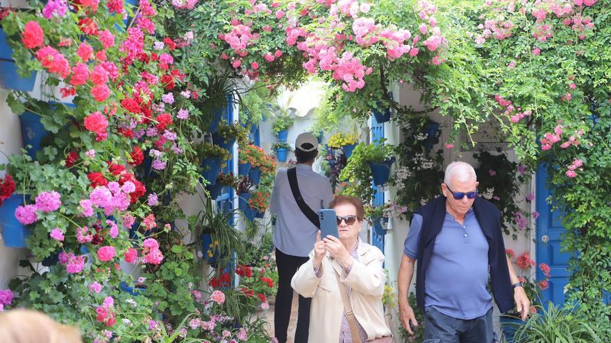 Patios institucionales de Córdoba: no solo del concurso vive la fiesta