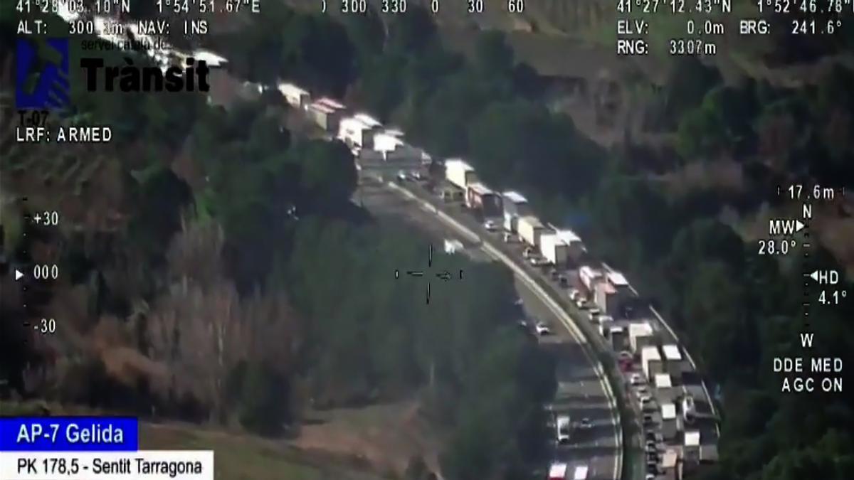 Retencions de fins a 8 km en l'AP‑7 entre Martorell i Gelida (Barcelona) per obres en la via