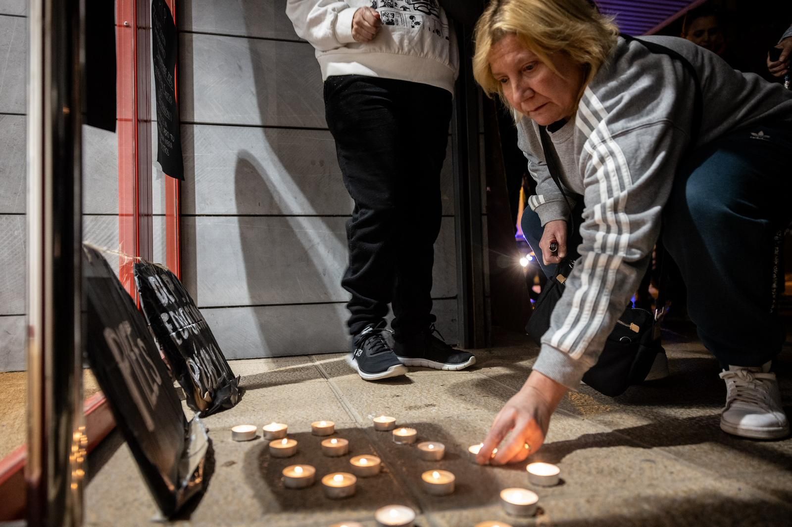 Protesta contra el cierre de las Zonas Jóvenes en Zaragoza