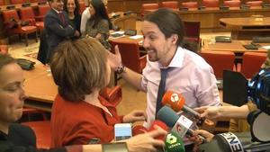 Nuevo enfrentamiento entre Celia Villalobos y Pablo Iglesias