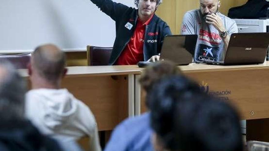 La élite del baloncesto femenino nacional imparte una charla en El Quirinal