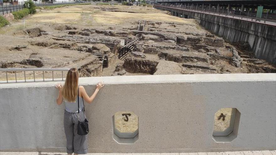 El Ayuntamiento gestionará Cercadilla y abrirá el yacimiento tras el verano