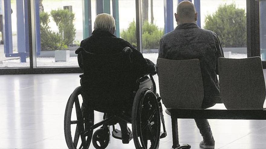 3.500 cuidadores de dependientes cotizarán a la Seguridad Social