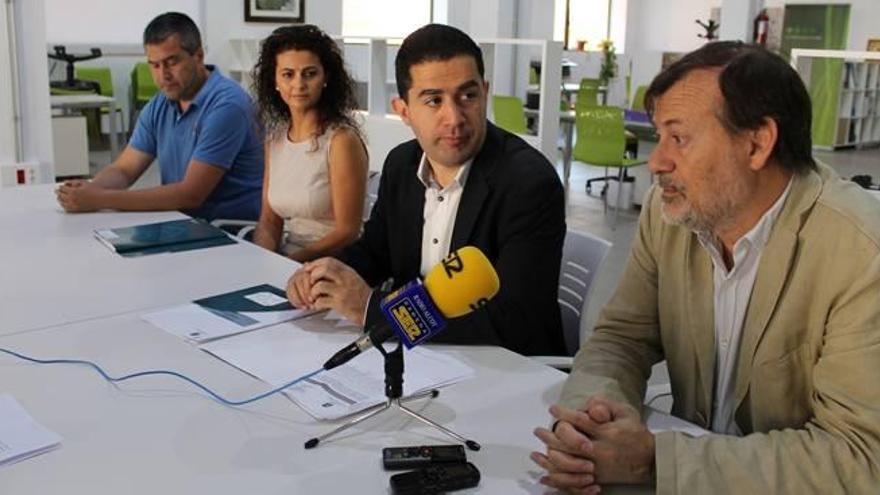 El Ayuntamiento de Alcoy  y Eroski ofertan locales  a emprendedores para potenciar el área comercial