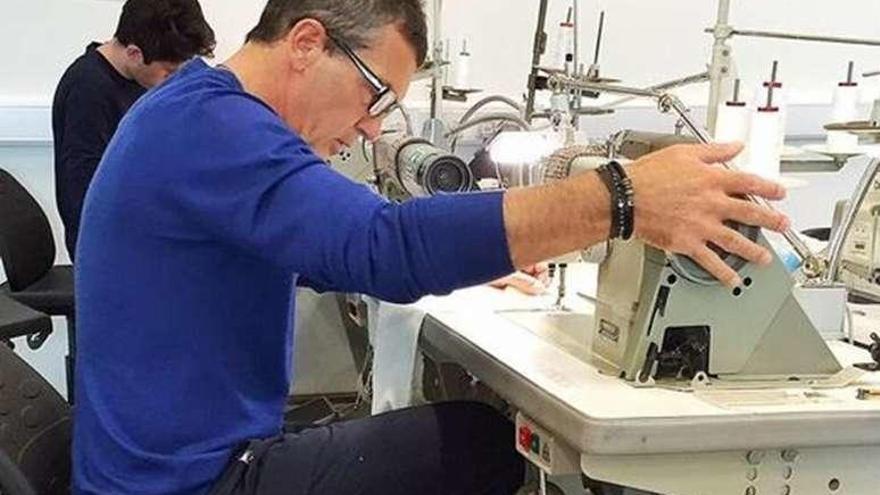 Antonio Banderas en la escuela de diseño de Londres.