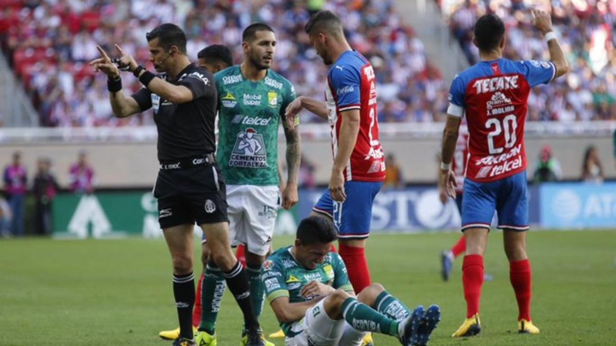 Chivas sumó su tercera victoria del certamen