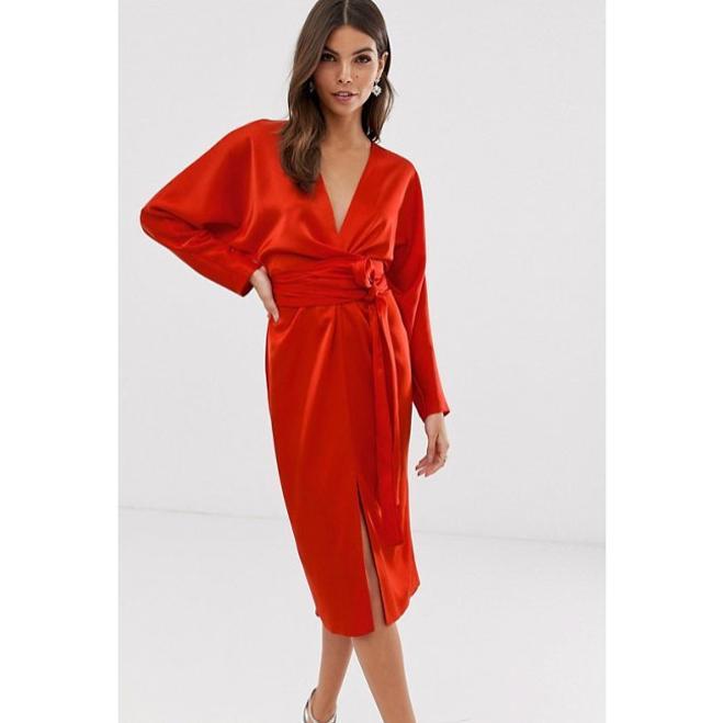 Vestido midi con manga murciélago, de Asos