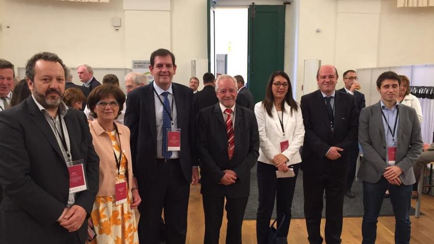 La delegació catalana a Lednice.