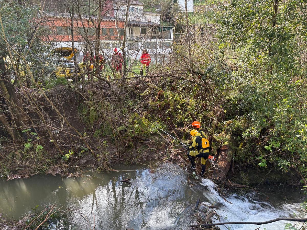 Quinto día de búsqueda de María Teresa Pérez, la vecina de San Martín que cayó al río Quinto día de búsqueda de María Teresa Pérez, la vecina de San Martín que cayó al río