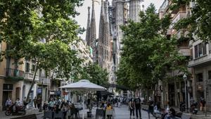 Vista de la Sagrada Família desde la Avenida Gaudí