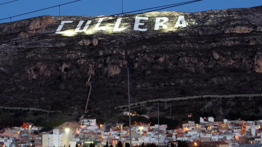 El cartel de la montaña de Cullera.