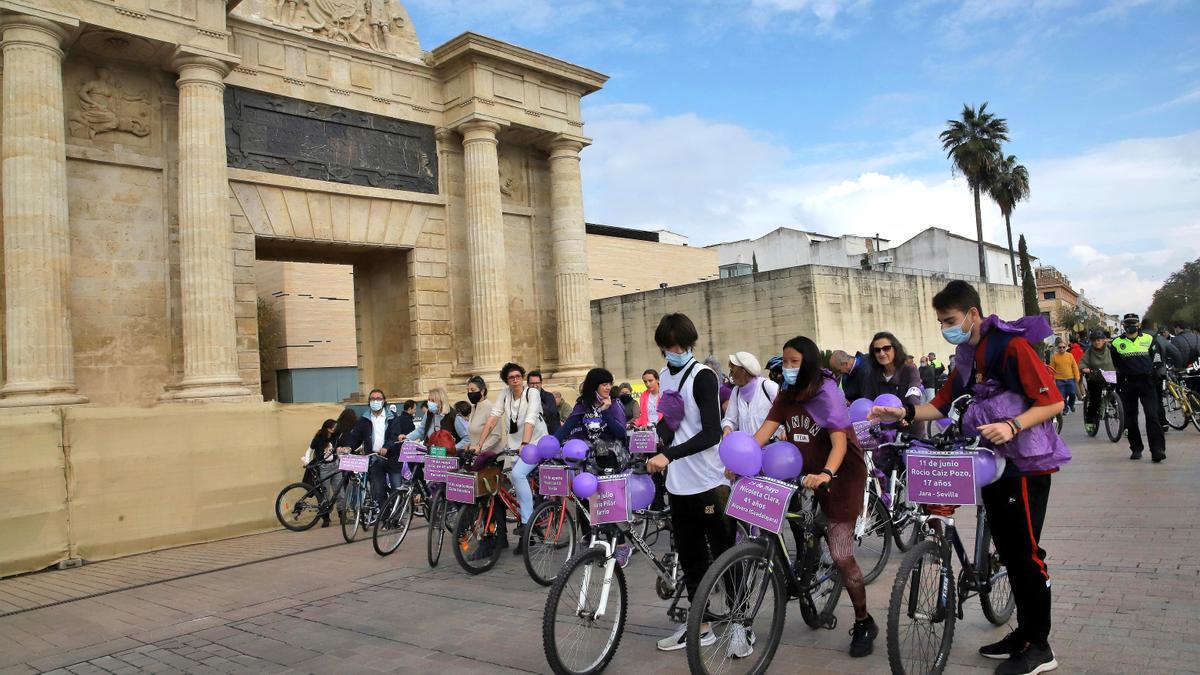 Marcha en bici con la violencia machista