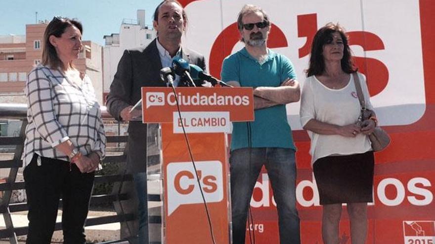 Juan Cassá, esta mañana en el entorno del río.