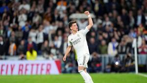 Arda Guler, centrocampista del Real Madrid, celebra su gol frente al Elche.