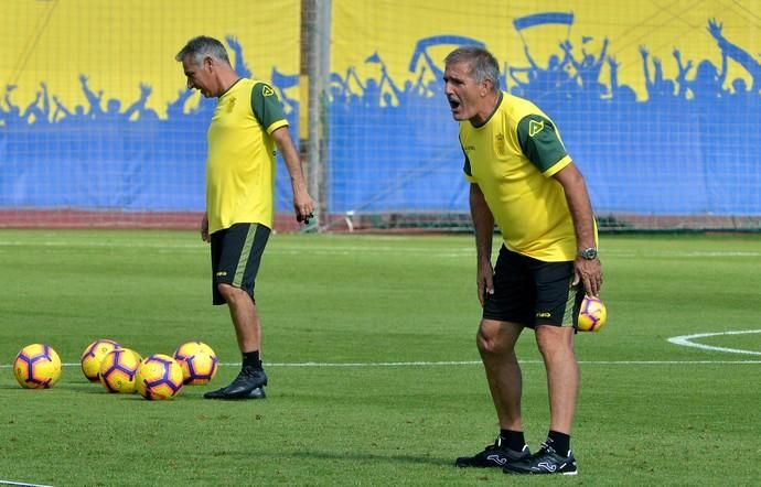 20/11/2018 EL HORNILLO, TELDE. Entrenamiento de ...